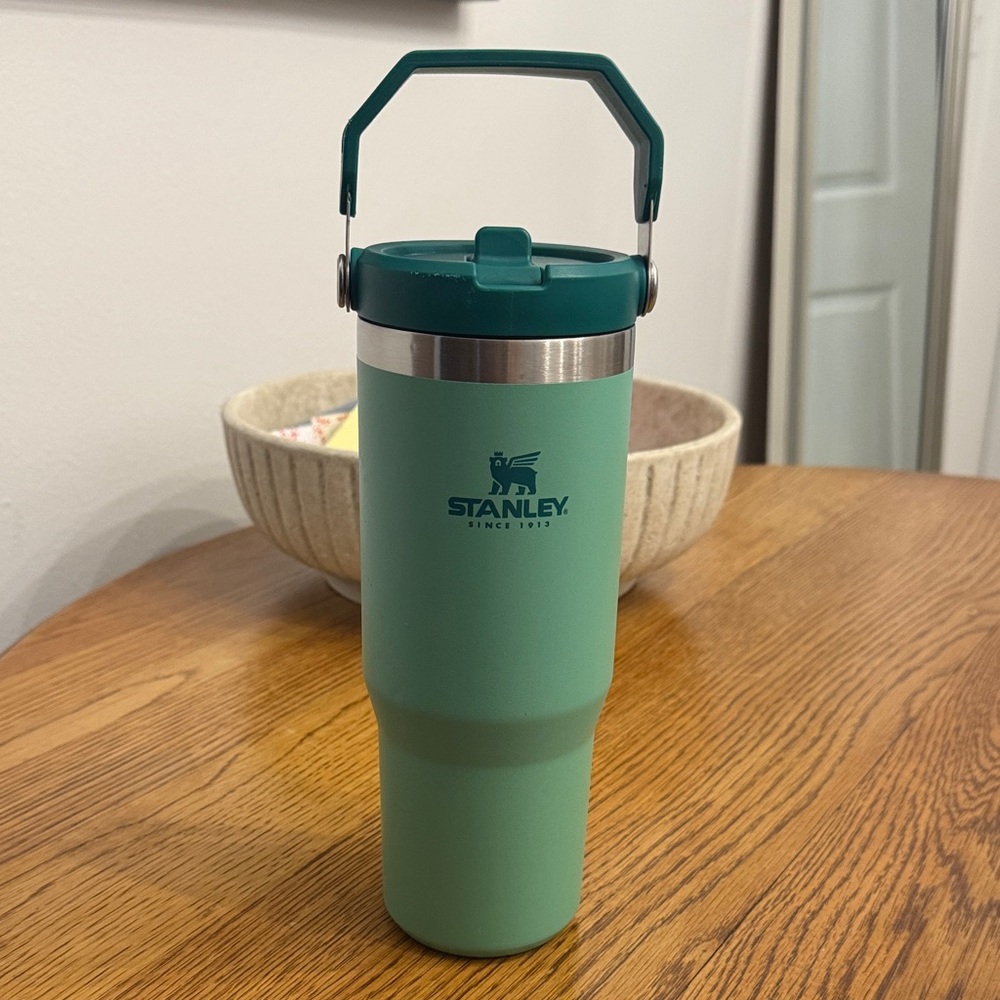 Stanley IceFlow Flip Straw Tumbler